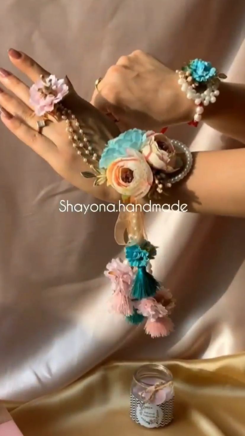Saumy Couple Rakhi Set